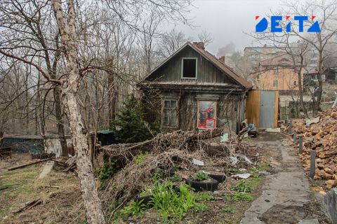 Россиянам запретили продавать самовольные постройки