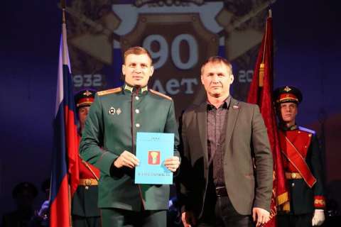 Совет отцов Приморья поздравил военный арсенал с 90-летием