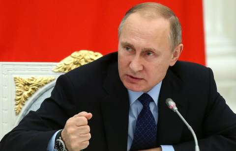 Путин назвал США империей лжи