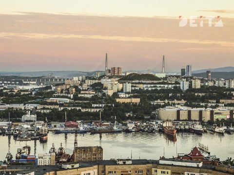 Сотни миллионов рублей направят на очистку бухты Золотой Рог во Владивостоке