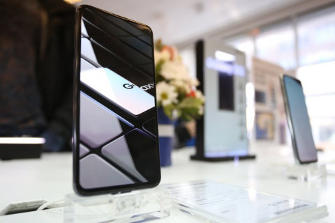 Об этом стоит задуматься перед покупкой смартфона в салоне