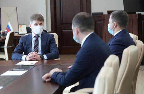 Кожемяко встретился с новым руководителем приморского Росрыболовства