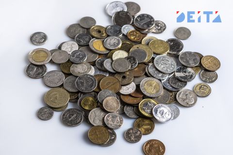 Россиянам расскажут о долгах бабушек