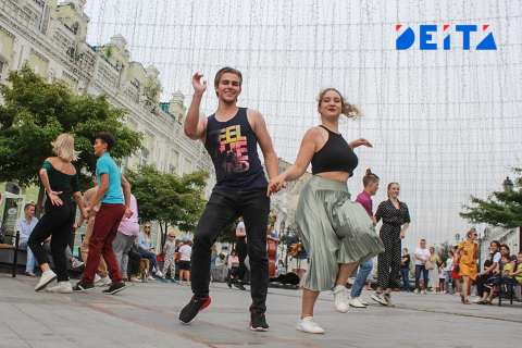Приморцев научат танцевать бесплатно