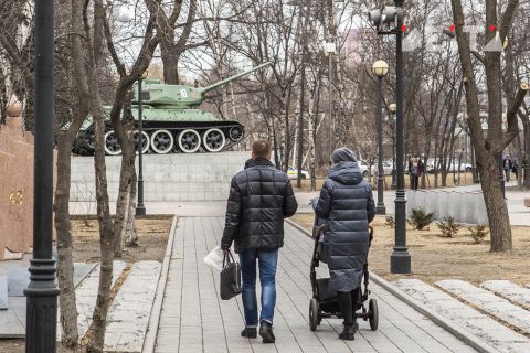 Закон о новых критериях получения соцпомощи подписал Путин