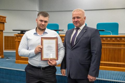 Благодарность главы Владивостока получили все причастные к спасению мальчика с острова Попова