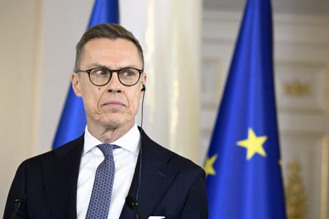 Стубб попросил Маска помочь Киеву с ударами по России