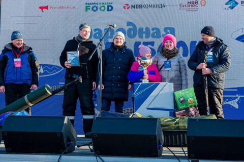 "Ты рыбачка, я - рыбак" - на фестивале в Приморье определили семью-победительницу