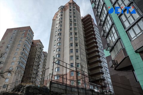 За что могут отобрать жильё у владельцев квартир с балконом, предупредил юрист