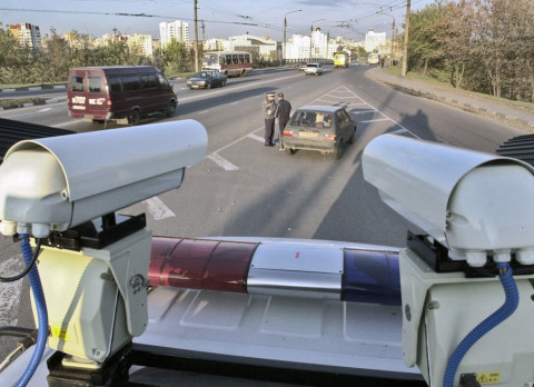 Дорожные камеры научат штрафовать россиян за новые нарушения