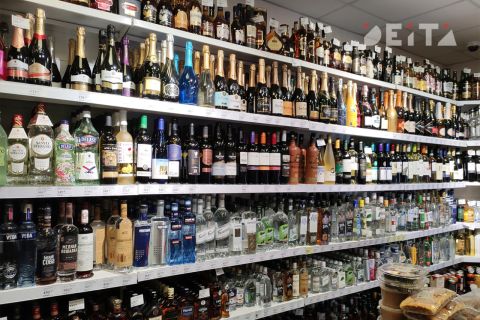 Алкомаркетам хотят запретить работать в выходные