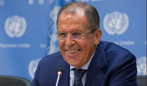 Лавров пошутил над Зеленским и предостерег ЕС от глупостей