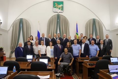 Работа депутатов Думы города Владивостока пятого созыва отмечена Почетными грамотами и Благодарностями