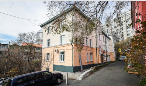 Историческим зданиям Владивостока обновили фасады