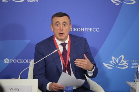 Губернатор Сахалина больше не полетит на встречу с народом