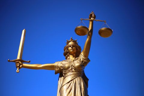 Прокуратура обжаловала условный приговор приморскому общественнику, обвинённому в мошенничестве