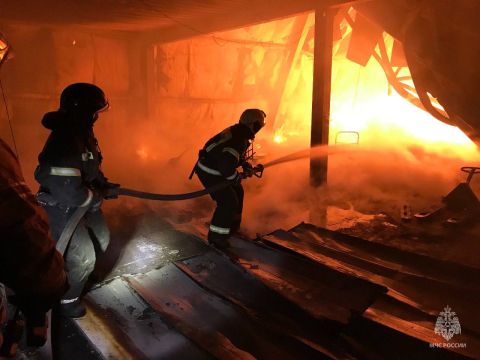 Погорельцам помогут отстроить дома в Приморье