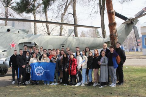 Юным приморцам показали производство вертолетов 