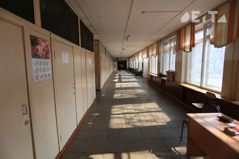 Прокуратура выяснила, каких специалистов не хватает в школах Приморья