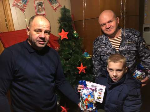 Совет отцов Приморья поздравил детей с наступающим Новым годом