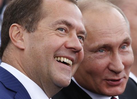 Путин дал Медведеву новую должность