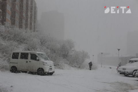 Снег охватит половину Приморья во вторник