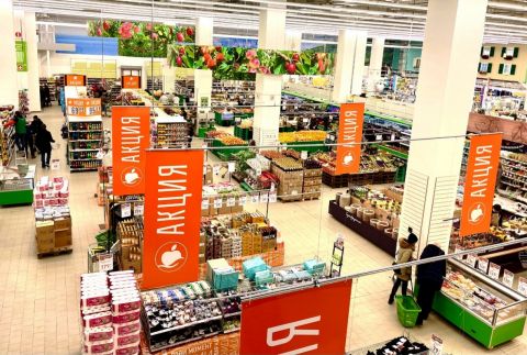 Токио в шоке: японка не нашла в России пустых полок магазинов