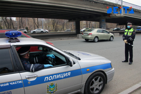 Полиция вернула приморцу похищенный автомобиль по частям