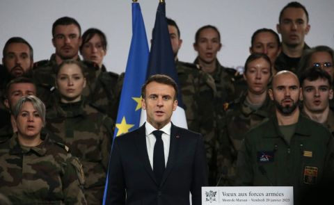 Сырский легализовал прибытие французских военных на Украину