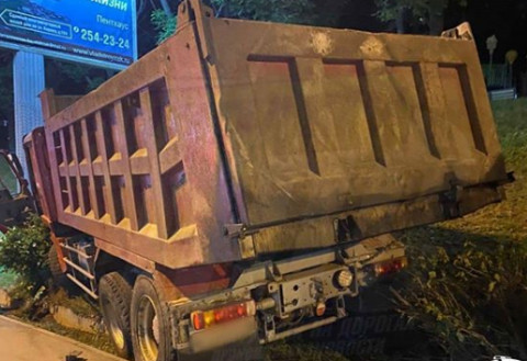 Новое ДТП с участием самосвала во Владивостоке: опять отказали тормоза