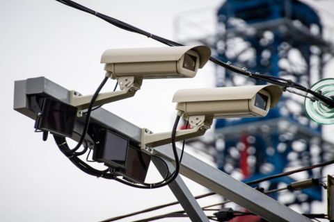 Дорожные камеры начнут фиксировать автомобили со скрытыми номерами