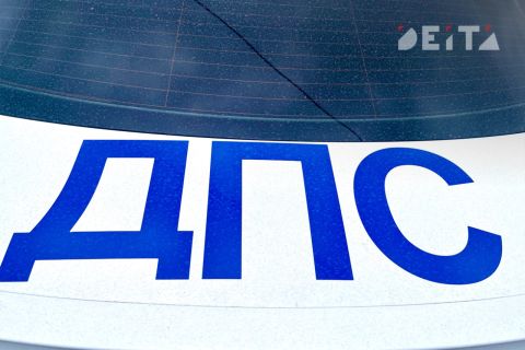 Сахалинской Госавтоинспекции передали 17 новых внедорожников последнего поколения