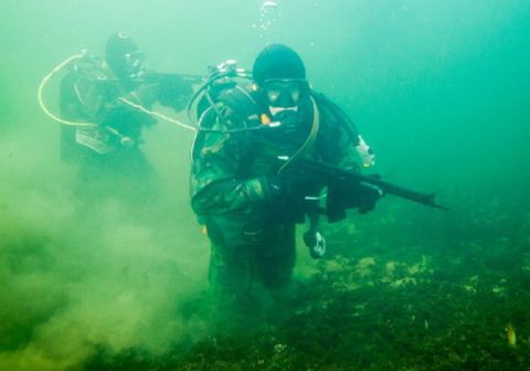 Боевые пловцы Тихоокеанского флота вышли в море