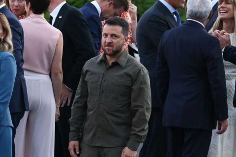 Крах надежд: Зеленского попросили не приставать к членам НАТО