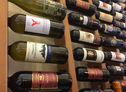 Российским виноделам в помощь предложили онлайн-витрину для расширения продаж по всей стране