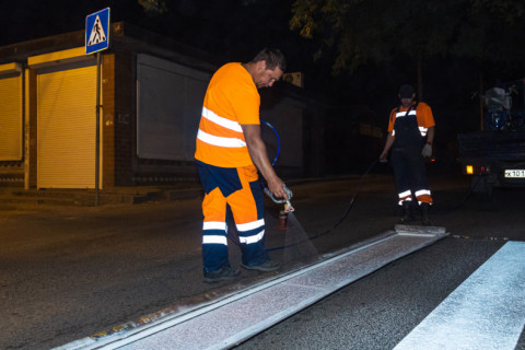 Пешеходную разметку обновят перед школами во Владивостоке 