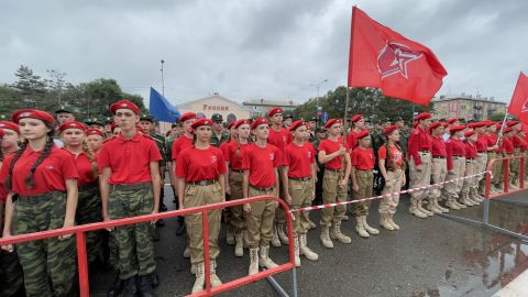 Приморские юнармейцы помогают жителям Донбасса