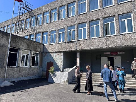Ремонт помещений после пожара стартовал в школе № 69 города Владивостока