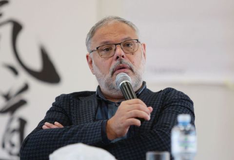 Хазин: Путин готов к резкому повороту событий на Украине