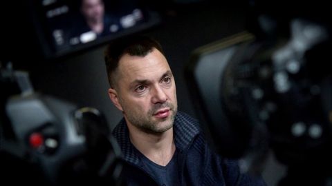 «Мы дикари»: Арестович* признал импотенцию Украины