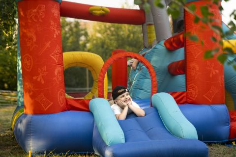 Работу батутов хотят ограничить в России