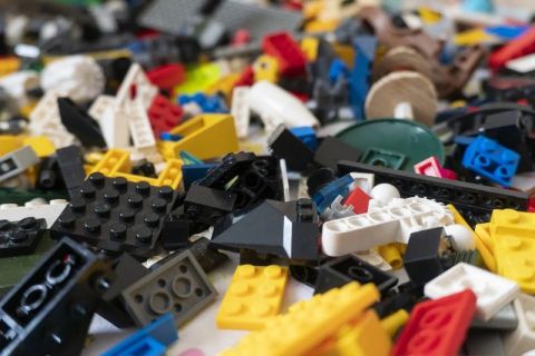 Магазины Lego в России станут сетью «Мир кубиков»