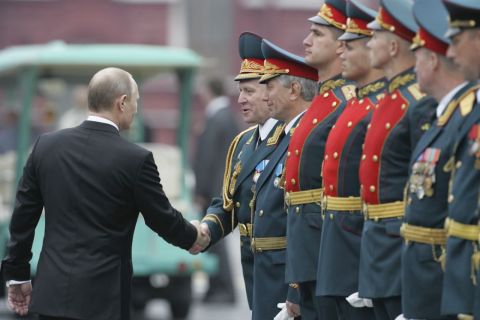 "Коменданты" появятся на улицах России