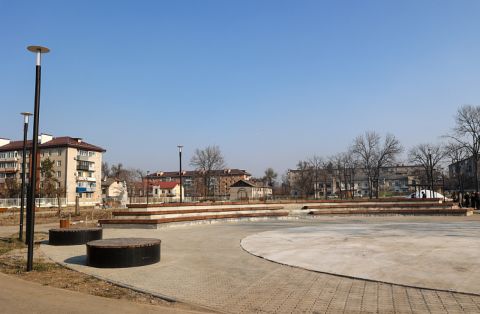 Парк «Ружино» благоустраивают в Лесозаводске