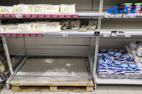 Чукотские сёла оставили без продуктов в новогоднему столу