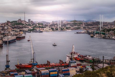 Архитектурный фетишизм: во Владивостоке упорно теребят вершину Крестовой сопки