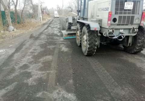 Дороги и пешеходные зоны ремонтируют во Владивостоке