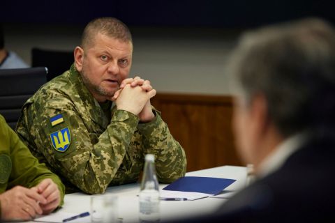 МВД подключилось к поискам Залужного
