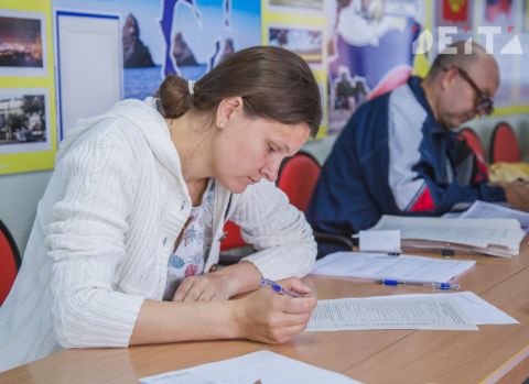 Букетом вредным привычек наделила дальневосточников работа