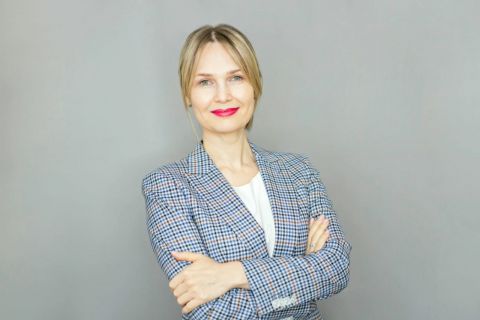 «Патриотизм – это уважение к старшему поколению»: Наталья Кокорева рассказала о работе центра «Родные люди» в Приморье